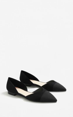 12 Pieces for a Hepburn-inspired Wardrobe 11 gallery Audrey Hepburn 12 Pieces for a Hepburn-inspired Wardrobe Mango Pointed toe flat shoes - $39.99
