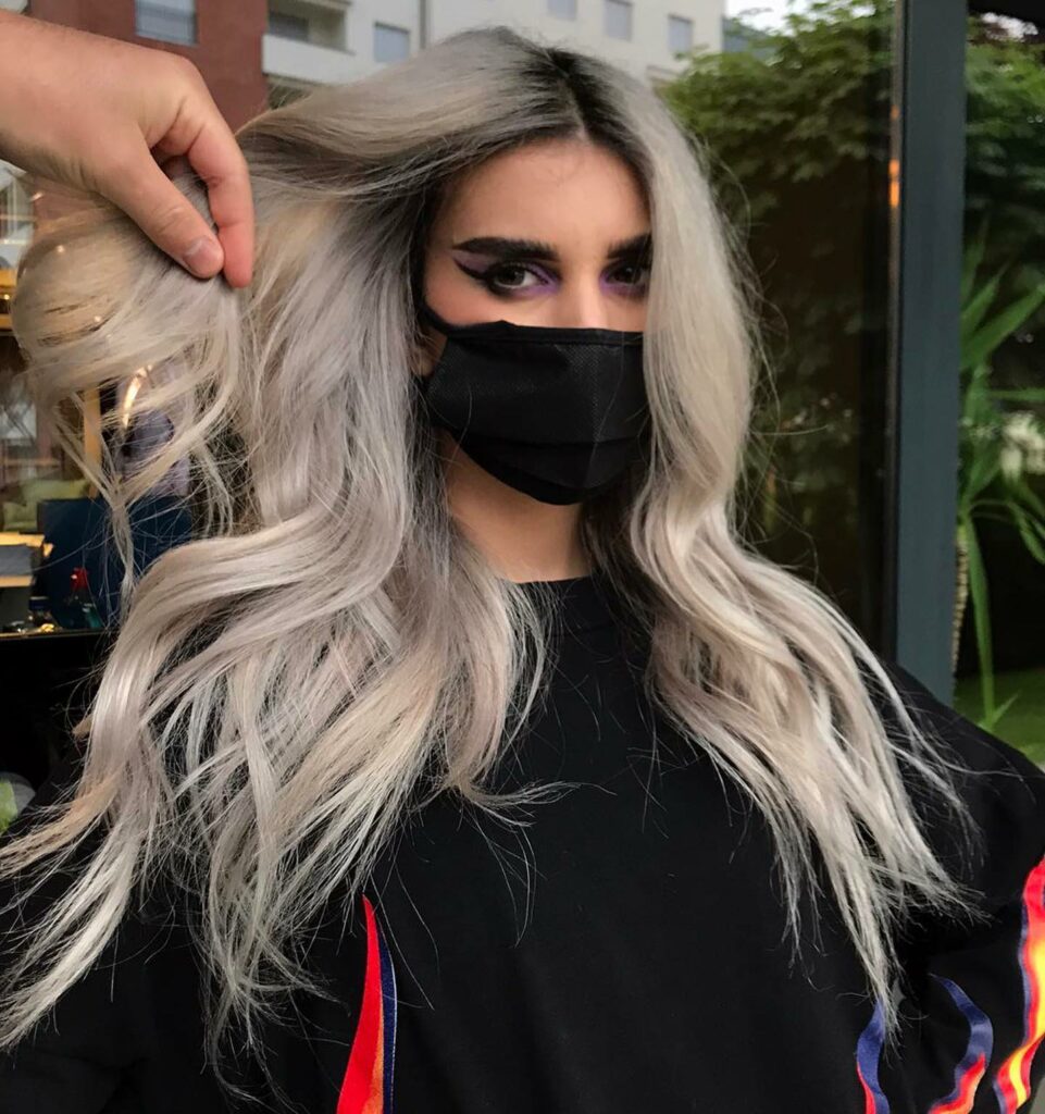 24 Stylish E-Girl Hair Ideas to Experiment with in 2024 10 Platinum Blonde Highlights On A Black Bob