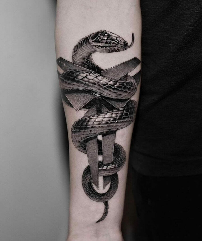 10+ Mamba Mentality Tattoo Ideas That Will Blow Your Mind! 19 Lakers Logo Snake Tattoo