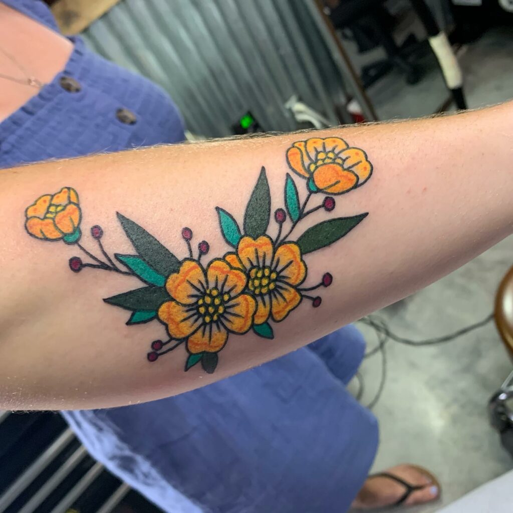 POPPY FLOWER TATTOOS: AN ACCURATE GUIDE TO THEIR MEANINGS 25 American Traditional Poppy Tattoo