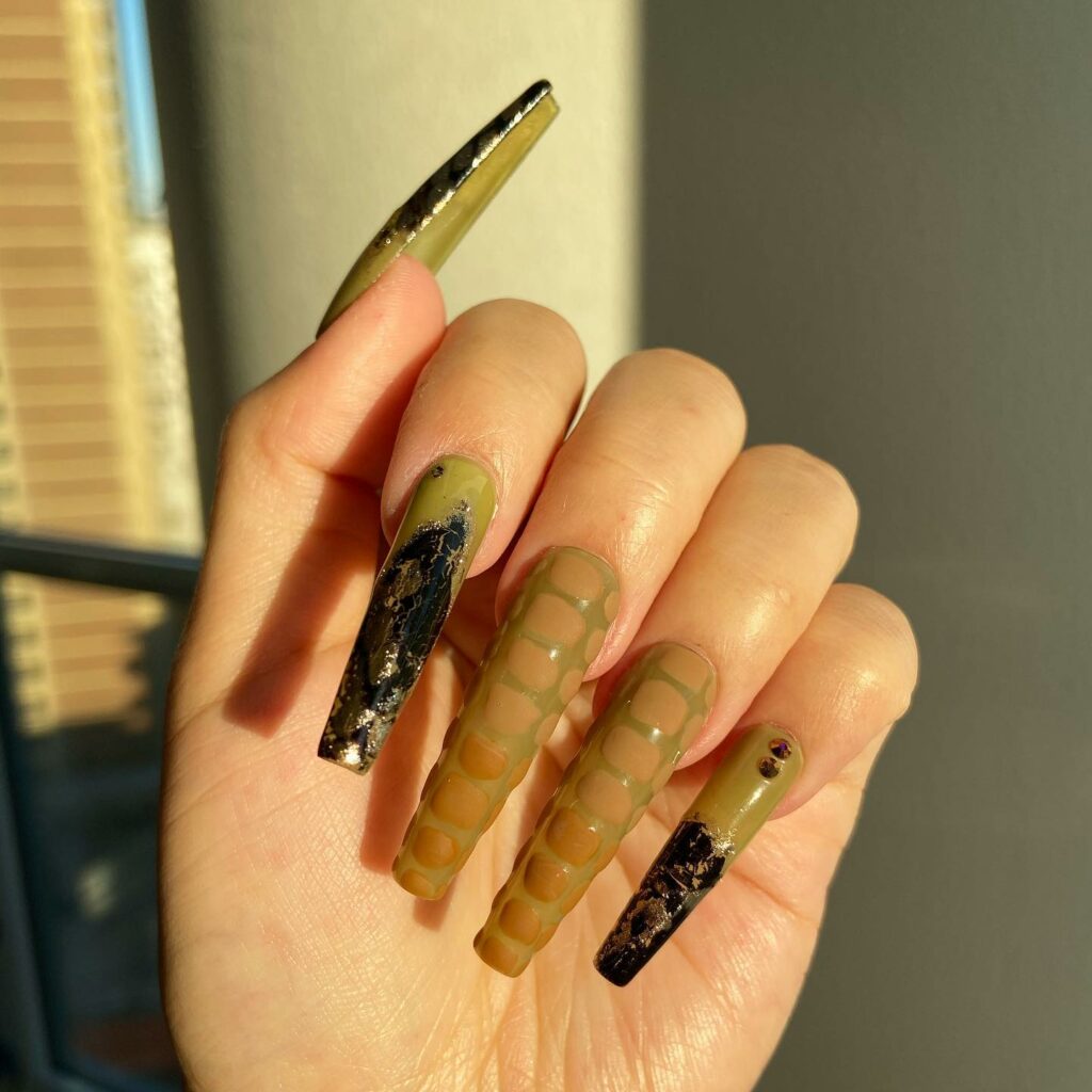 30 Latest Snake Nail Designs To Try In 2024! 38 3D Snake Skin On XL Coffin Nails