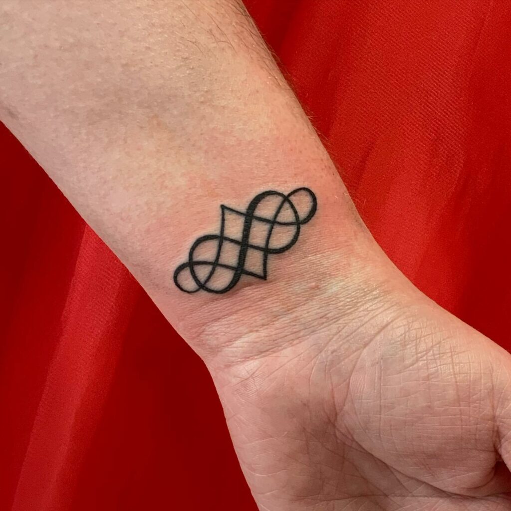 20+ Amazing CELTIC TATTOOS + All Their Meanings! 28 Infusing Infinity into Love Knots