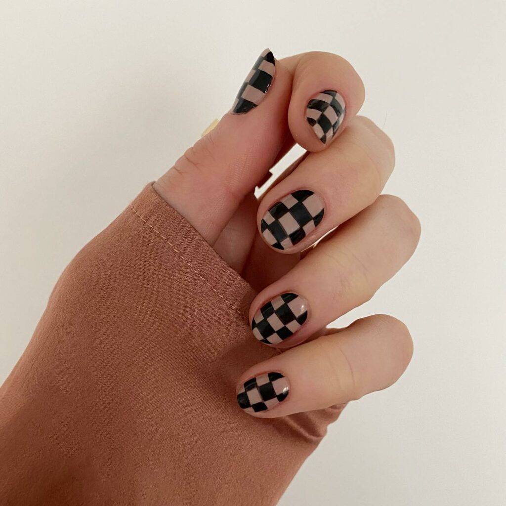 20 Latest Checkered Nail Designs To Try In 2024! 14 Black And Nude Checkered Small Round Nails