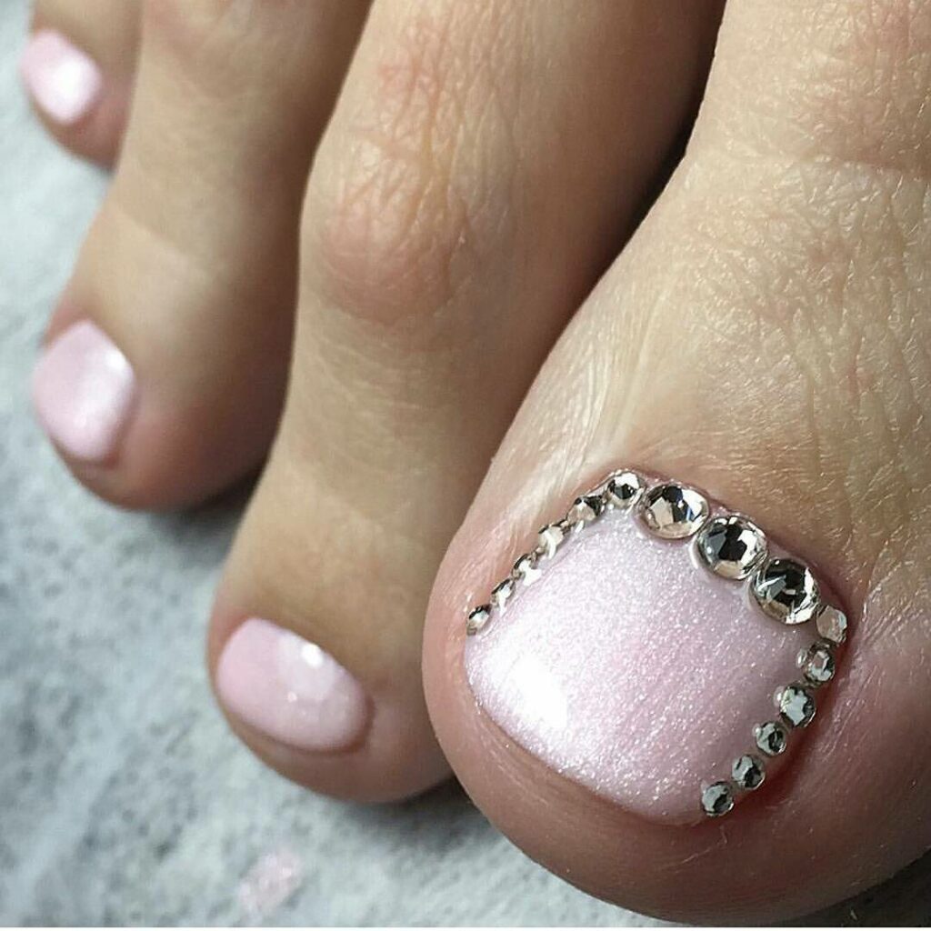 30 Wedding Pedicure Ideas to Match Your Bridal Look in 2024 14 Trendsetting Gem Pedicure