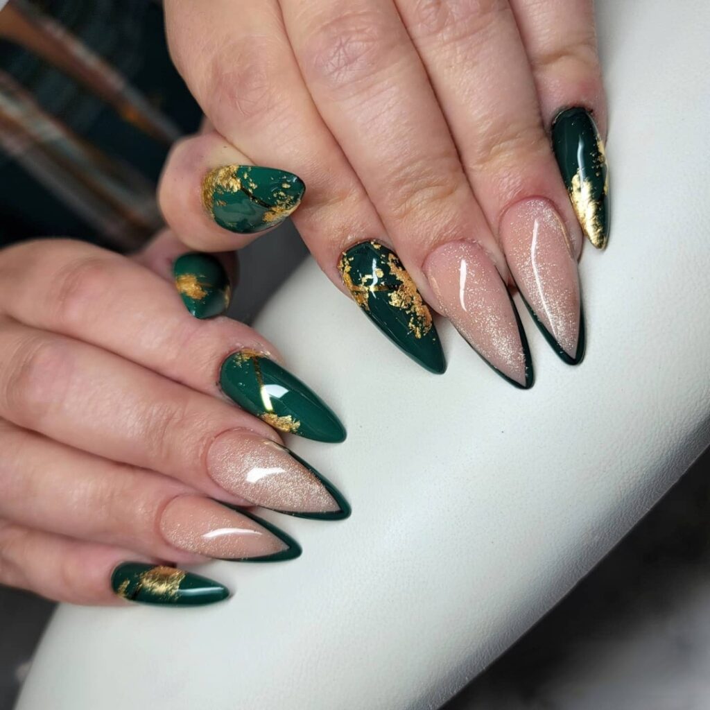 35 Latest St Patrick's Day Nail Designs To Try In 2024! 32 Gold Foils