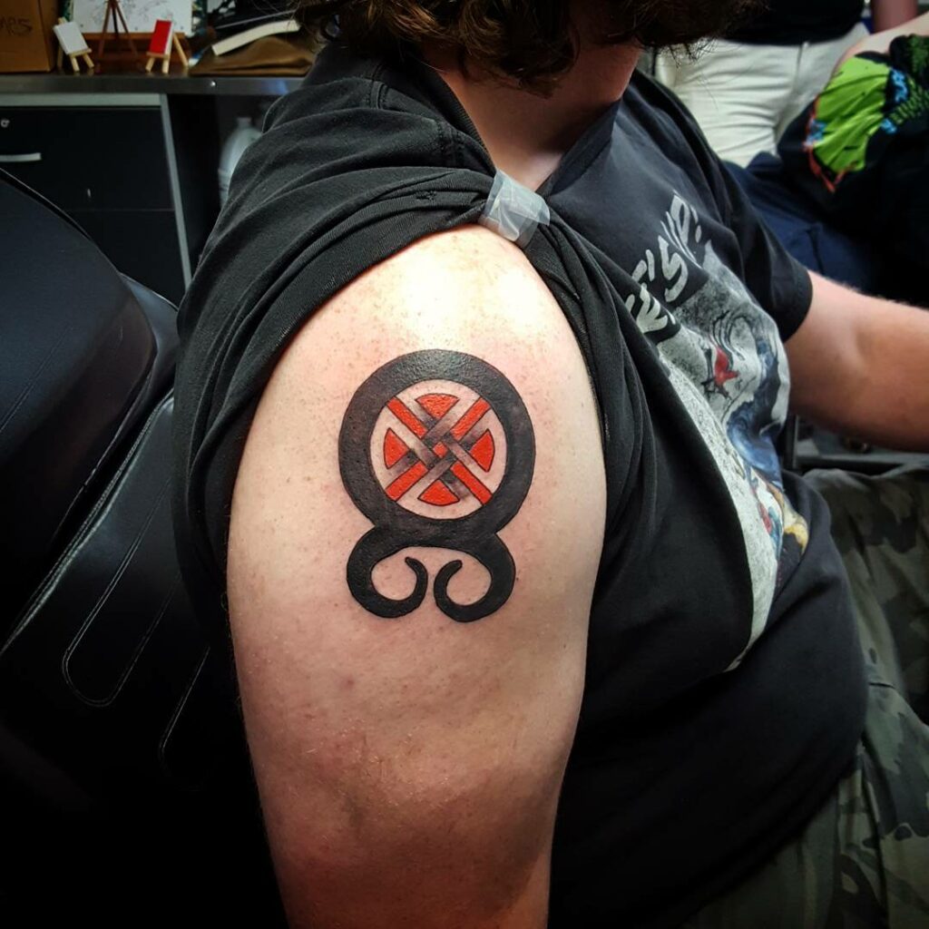 AMAZING PROTECTION TATTOO DESIGNS & MEANINGS IN 2024 22 Shield Knot Tattoo