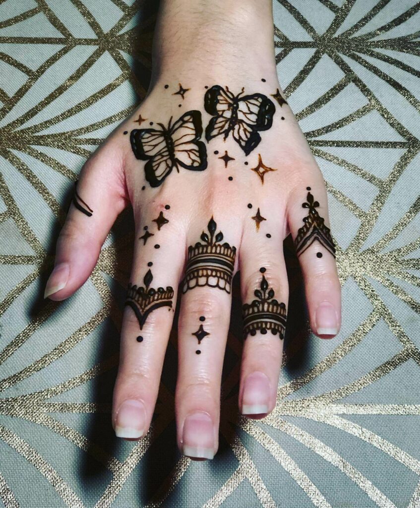 10+ Butterfly Henna tattoo Ideas That Will Blow Your Mind! 10 Butterfly Henna tattoo
