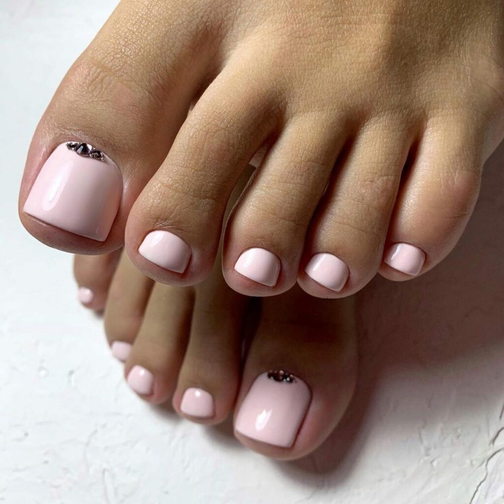 30 Wedding Pedicure Ideas to Match Your Bridal Look in 2024 17 Pink Palette Pedi