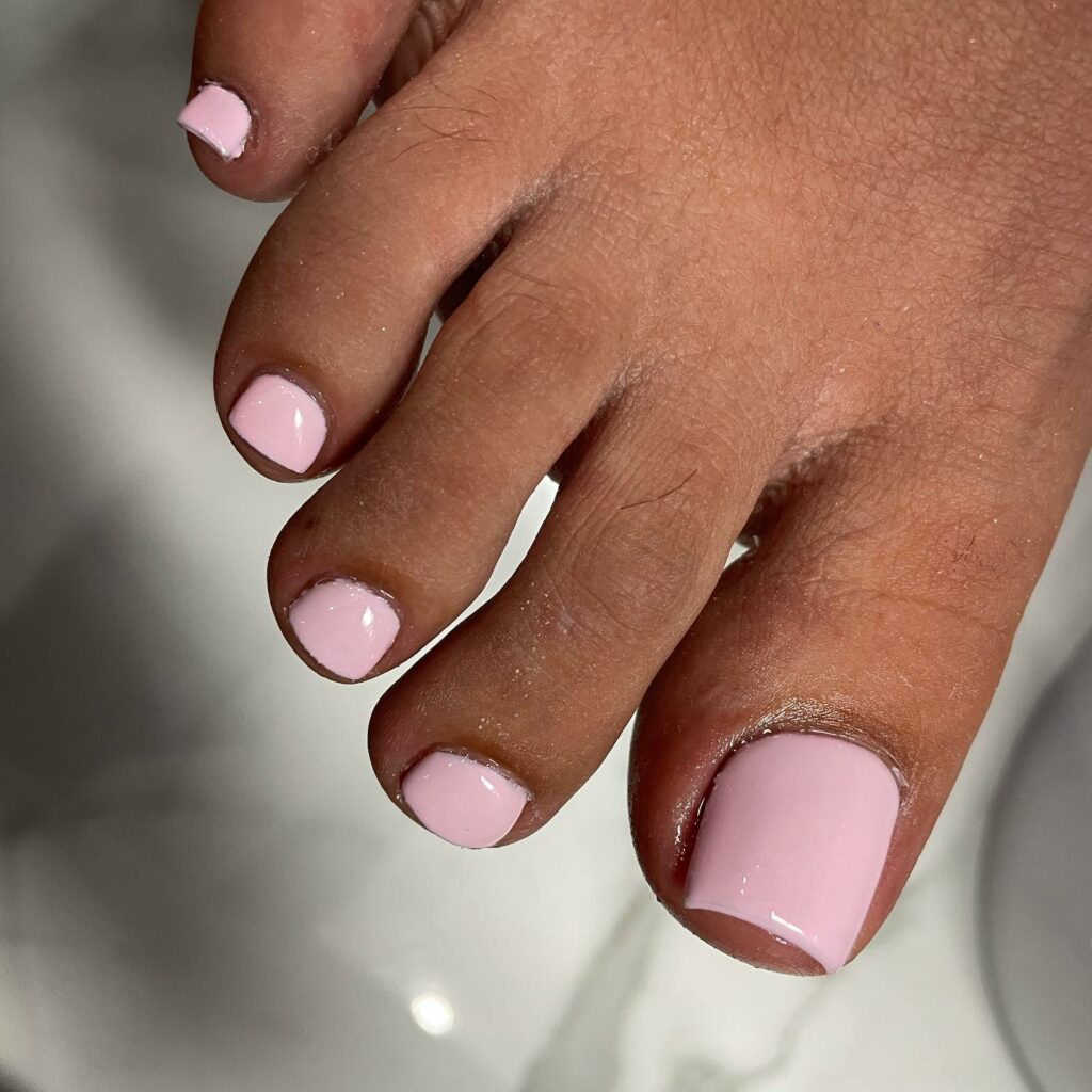 22 Fall Pedicure Color Ideas to Spice Up Your Look in 2024 18 Pale Pink