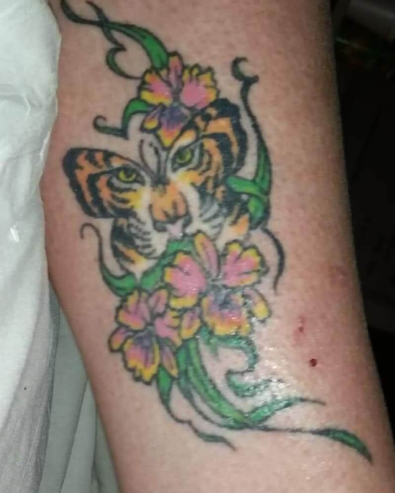 200 Monarch Butterfly Tattoo Ideas for 2024 33 monarch butterfly tattoo