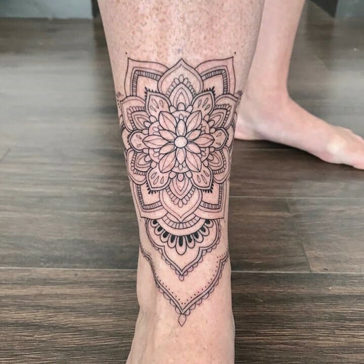 31 Latest Ankle Bracelet Tattoos To Inspire You In 2024! 27 Ankle Bracelet Tattoo