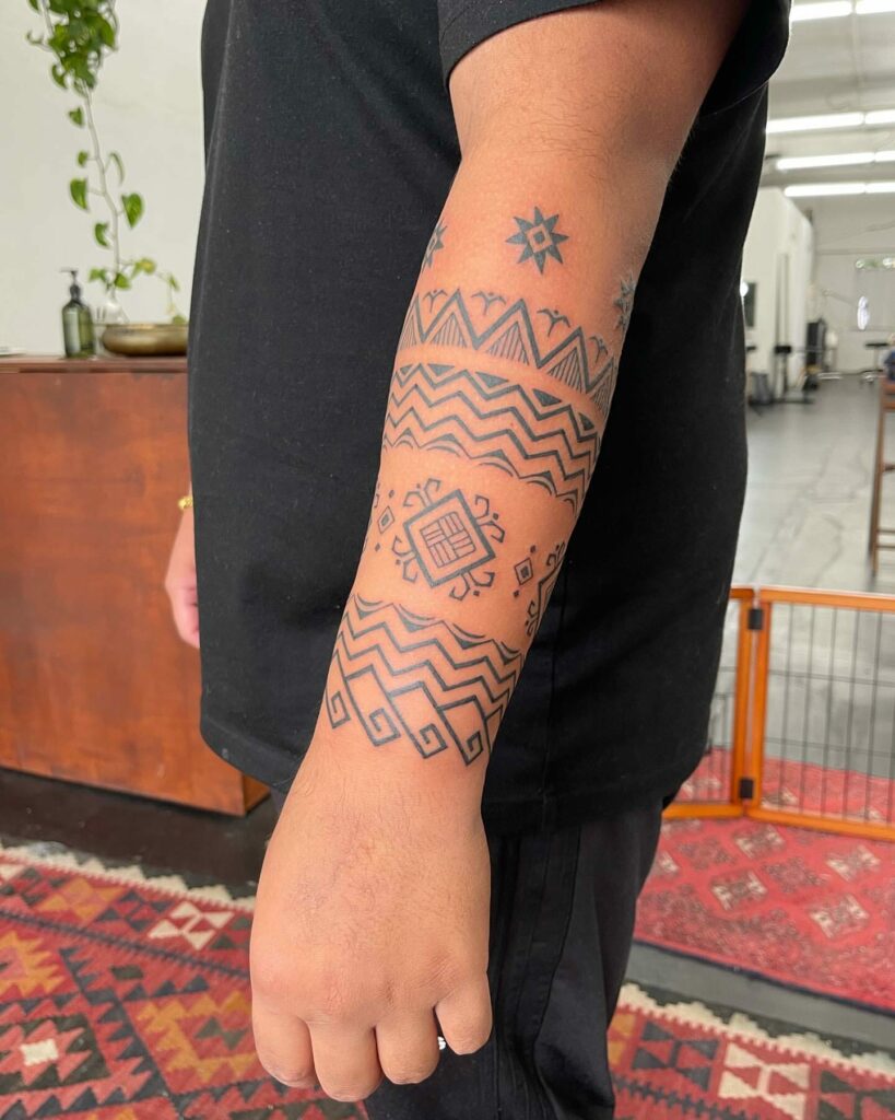 46 Filipino Tribal Tattoo Designs for 2024 37 Filipino Tribal Tattoo