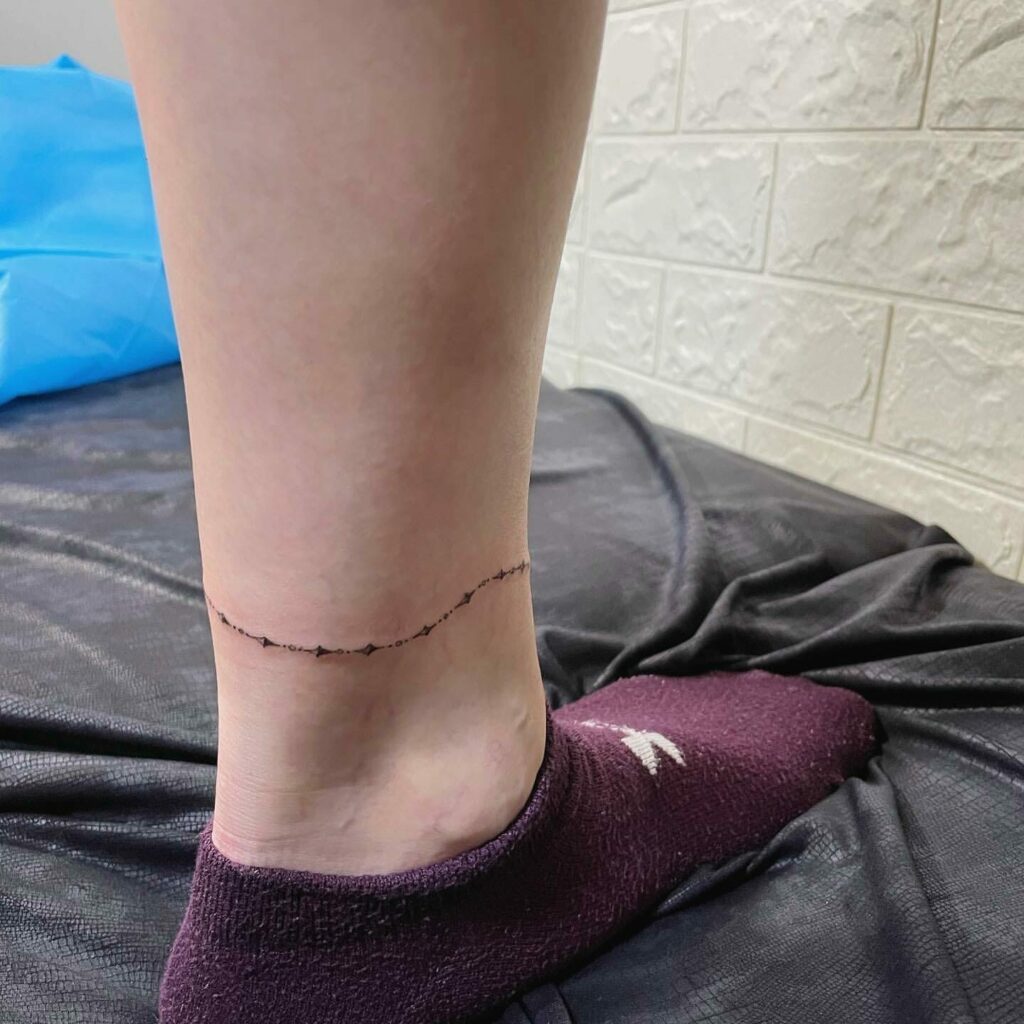 31 Latest Ankle Bracelet Tattoos To Inspire You In 2024! 34 Ankle Bracelet Tattoo