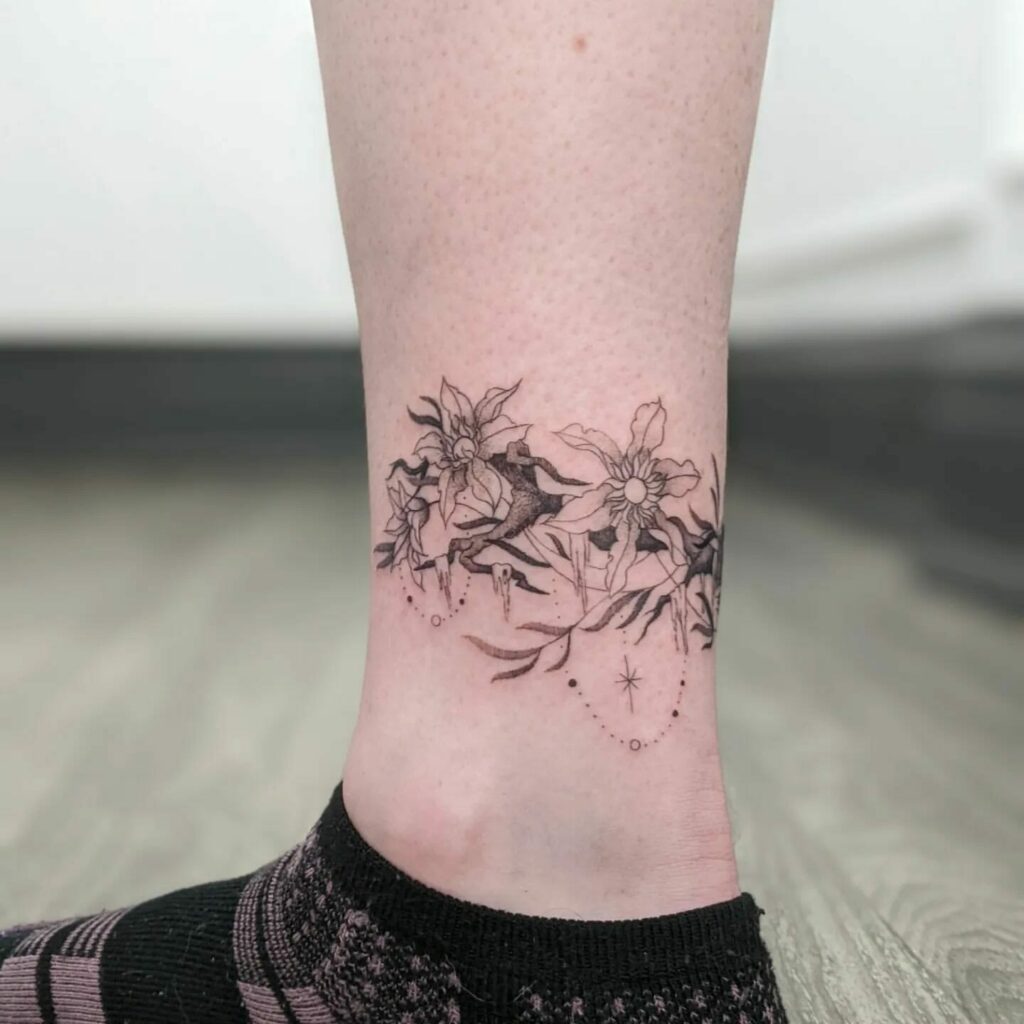 31 Latest Ankle Bracelet Tattoos To Inspire You In 2024! 35 Ankle Bracelet Tattoo