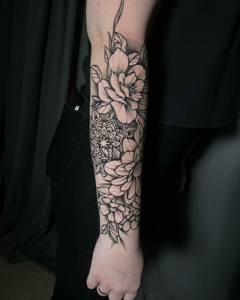 37+ Black Ink Tattoo Ideas That Will Blow Your Mind! 30 Black Ink Tattoo