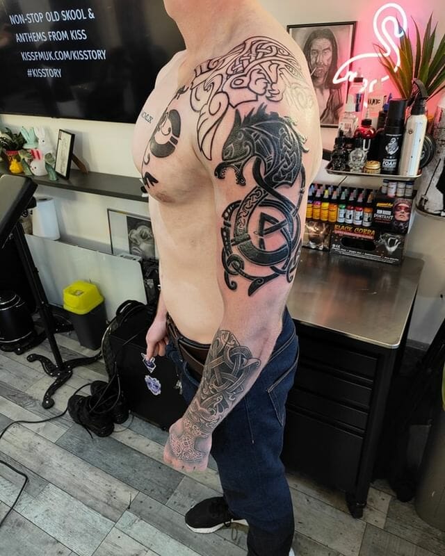 46 Celtic Half-Sleeve Tattoo Ideas for 2024 35 Celtic Half Sleeve