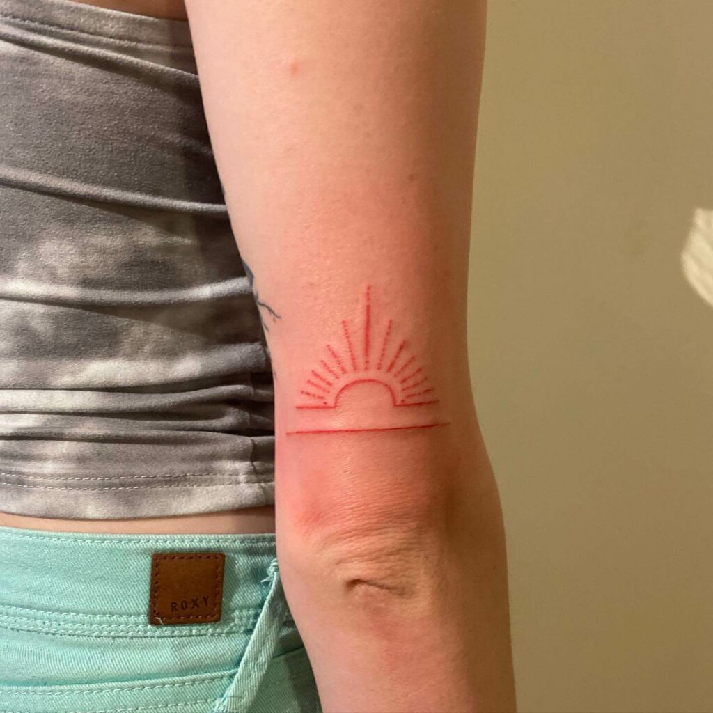 11+ Sun Rays Tattoo Drawing Ideas That Will Blow Your Mind! 20 Colored Rising Sun Tattoo