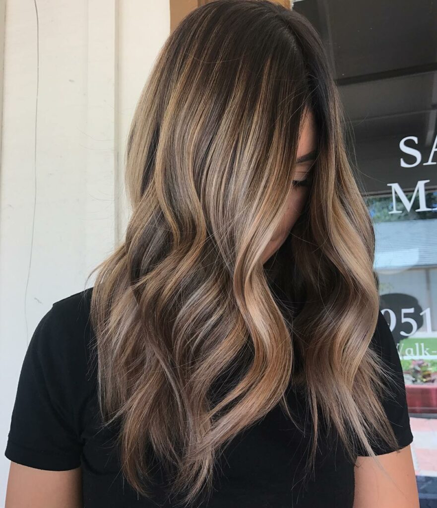 44 Trendy Blonde Highlights On Brown Hair Ideas to Try in 2024 50 Jumbo Waves & Multi-Tone Highlights