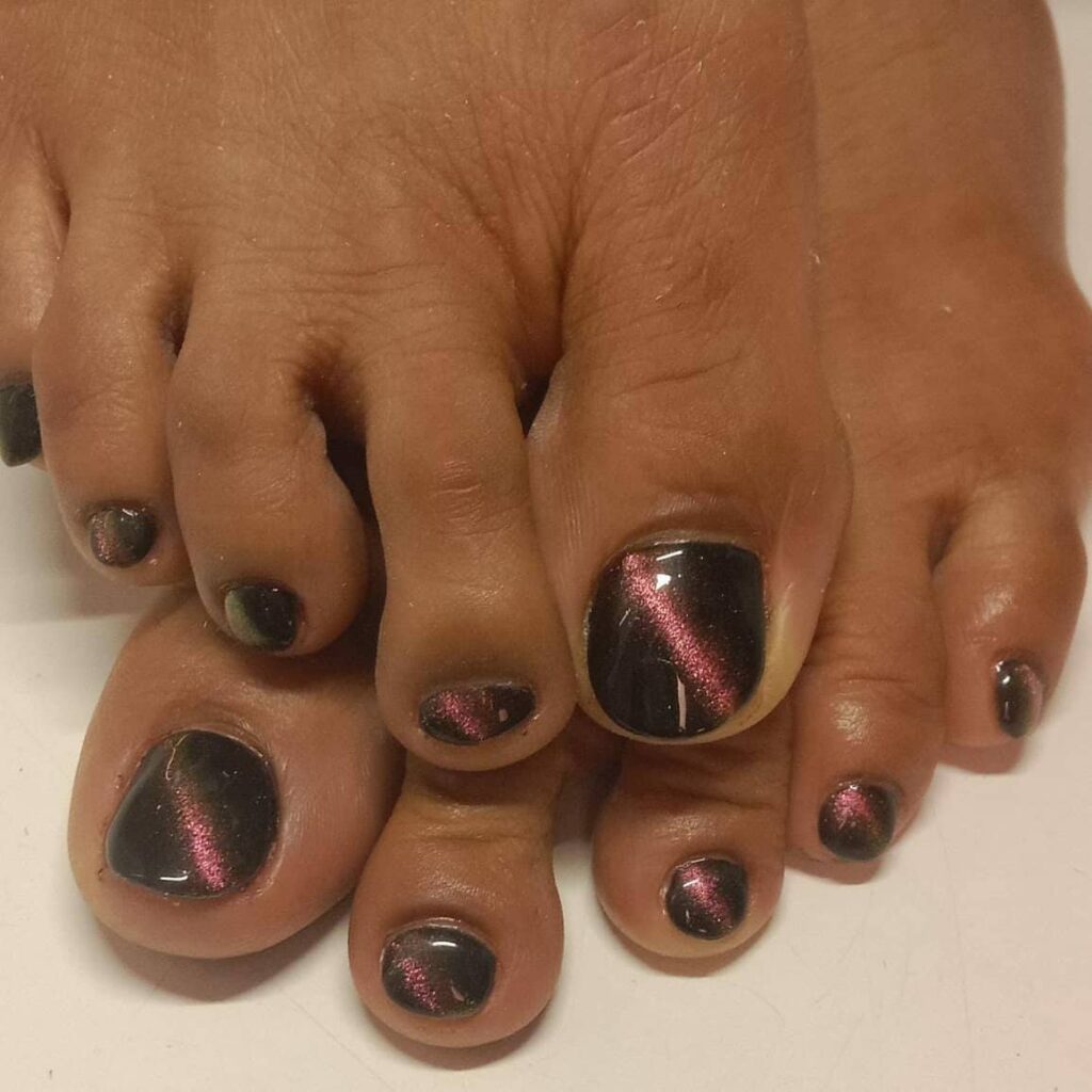 30 Festive Christmas Pedicure Ideas to Experiment with in 2024 23 Red & Black with A Splash Of Snowflakes
