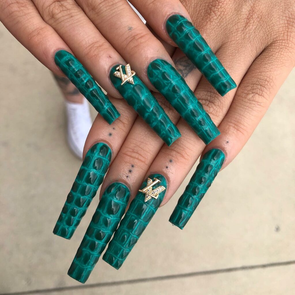 20 Latest Croc Nail Ideas To Try In 2024! 11 Long Green Croc Nails