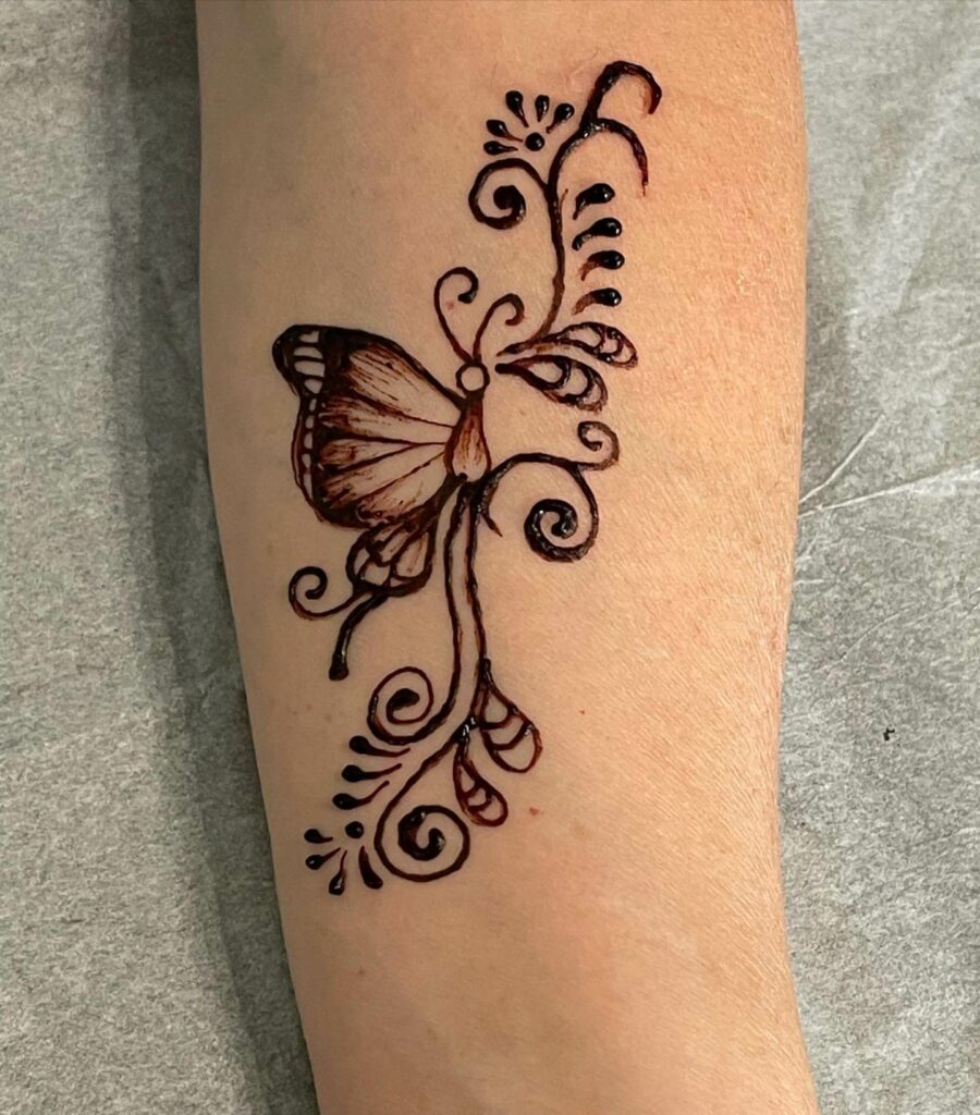 10+ Butterfly Henna tattoo Ideas That Will Blow Your Mind! 18 Cute Butterfly Henna Tattoo