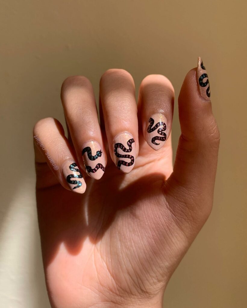 30 Latest Snake Nail Designs To Try In 2024! 13 Colorful Snakes On Nude Nails