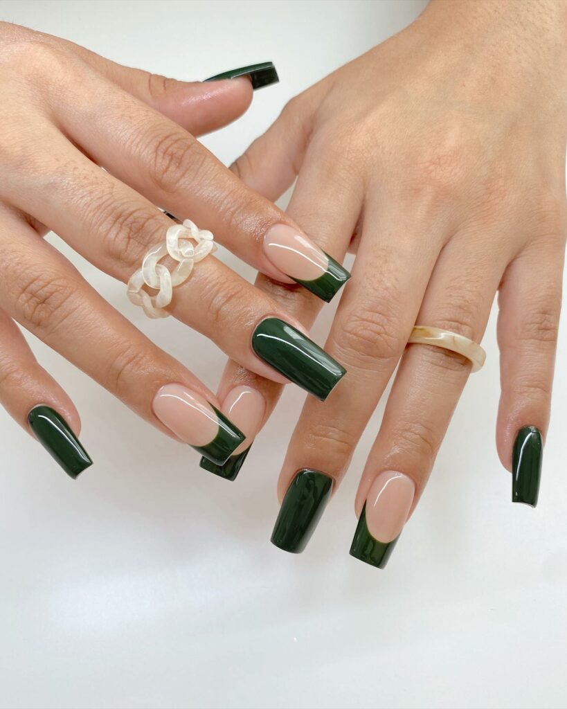 35 Latest Medium Square Nail Ideas To Try In 2024! 34 Dark Green Medium Square Nails