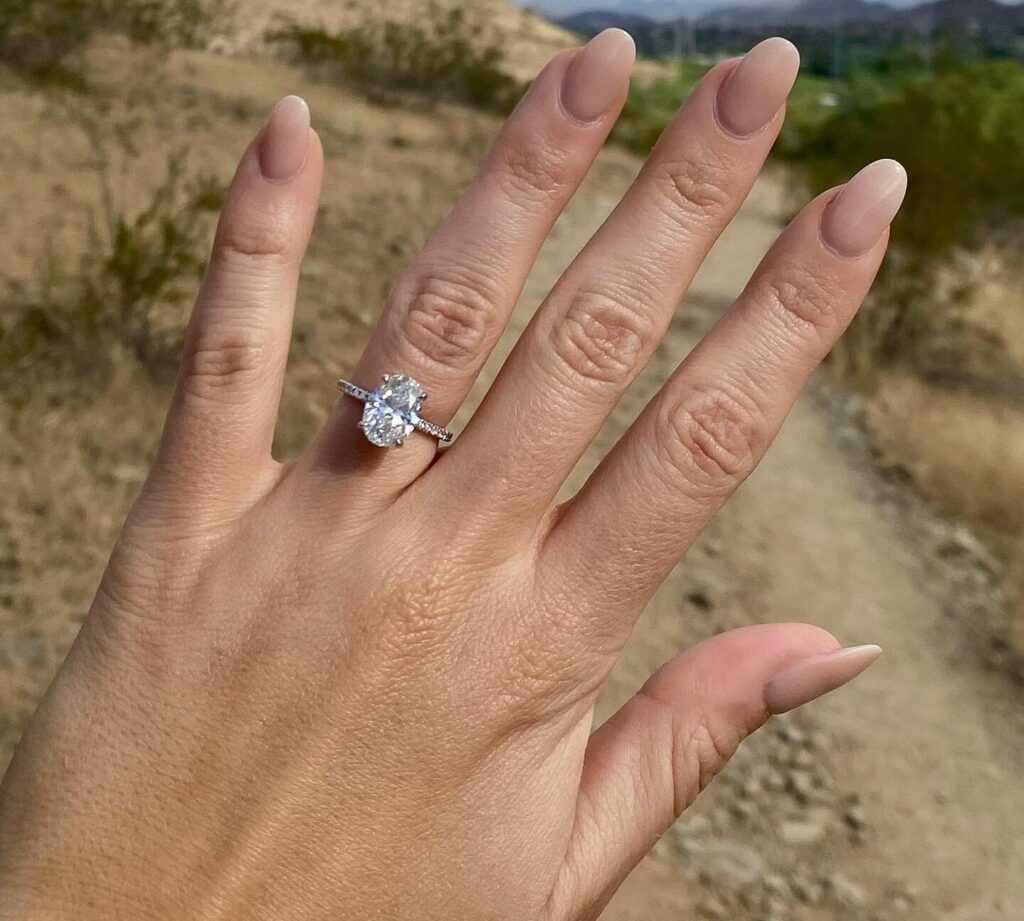 22 Latest Engagement Nail Designs To Try In 2024! 30 Light Brown Engagement Nail
