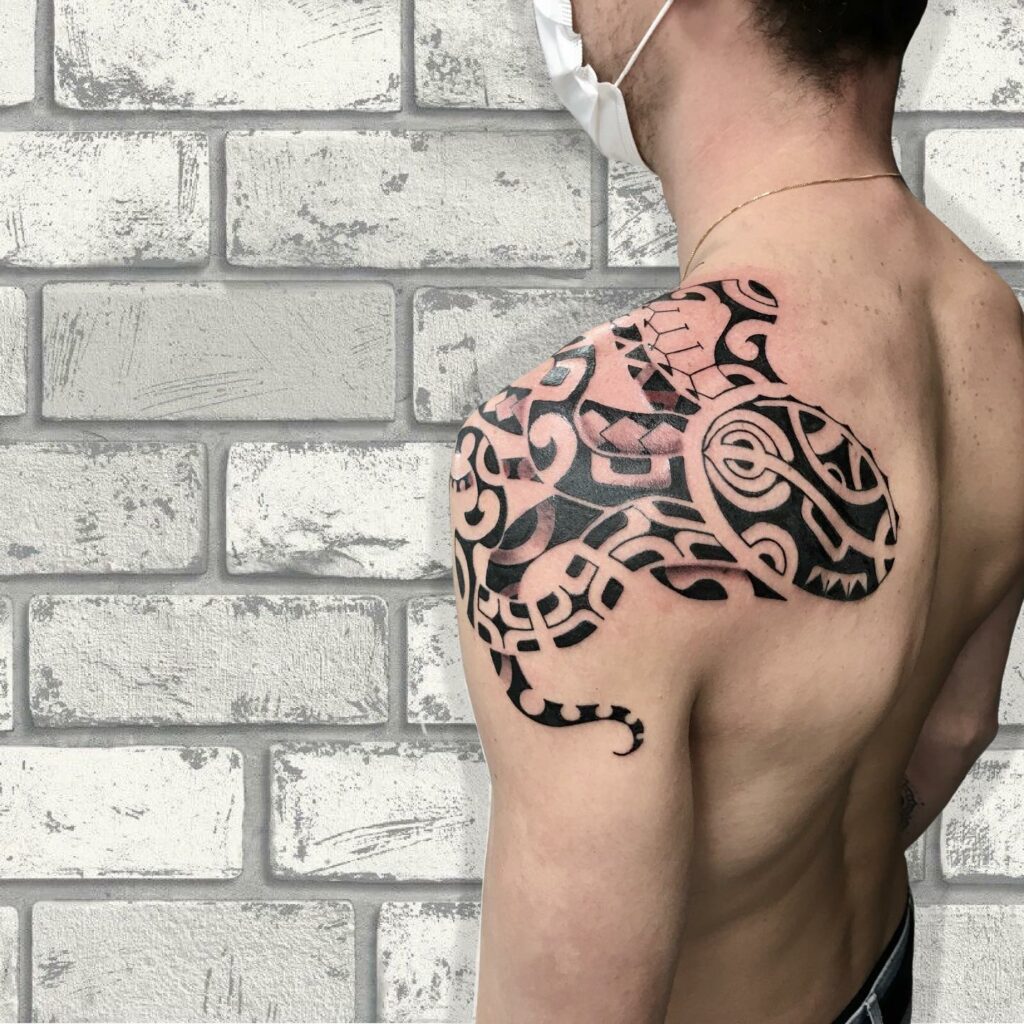 OCTOPUS TATTOOS - WHAT DO THEY REALLY MEAN? 12 AMAZING DESIGNS TO INSPIRE YOU 12 Polynesian Octopus Tattoo Meanings