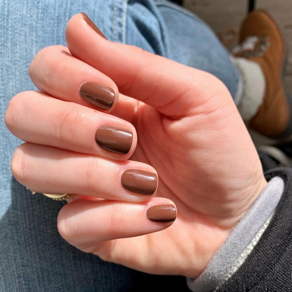 20 Latest Brown Chrome Nails Ideas To Try In 2024! 25 Chic Simplicity of Short Square Brown Chrome Nails