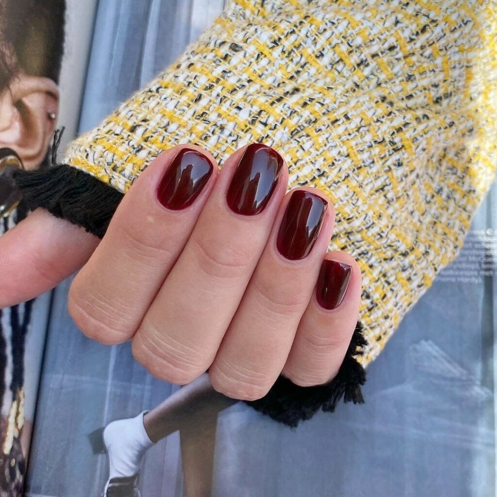 20 LATEST SHORT RED NAIL IDEAS TO TRY IN 2024! 30 Dark Red Short Nails