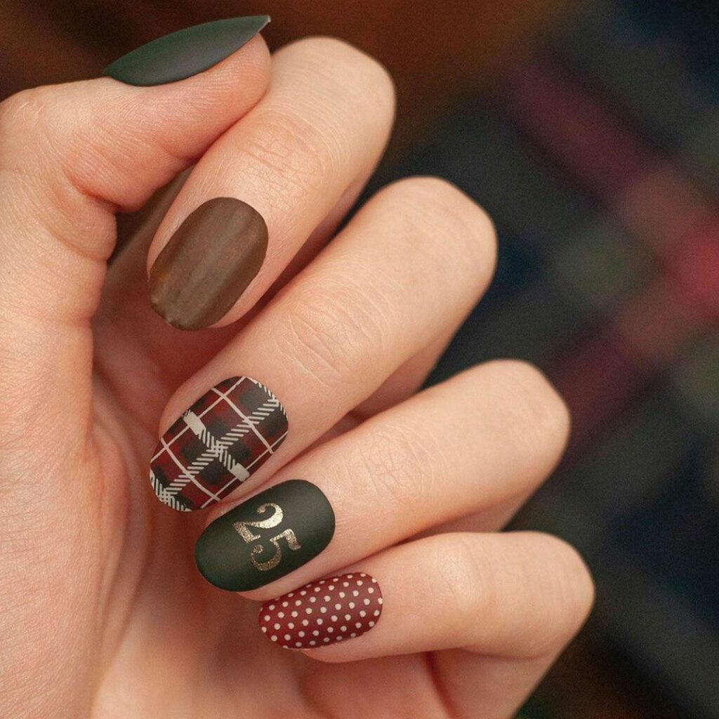 29 LATEST PLAID NAIL DESIGNS TO TRY IN 2024! 14 Matte Plaid Nails
