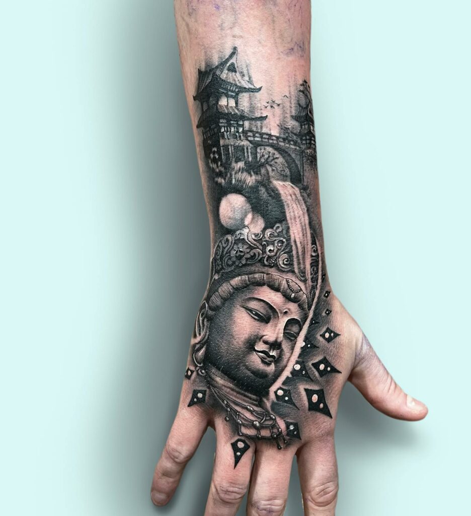 JAPANESE TATTOOS: HISTORY, MEANINGS, SYMBOLISM & DESIGNS 15 Japanese Hand Tattoo