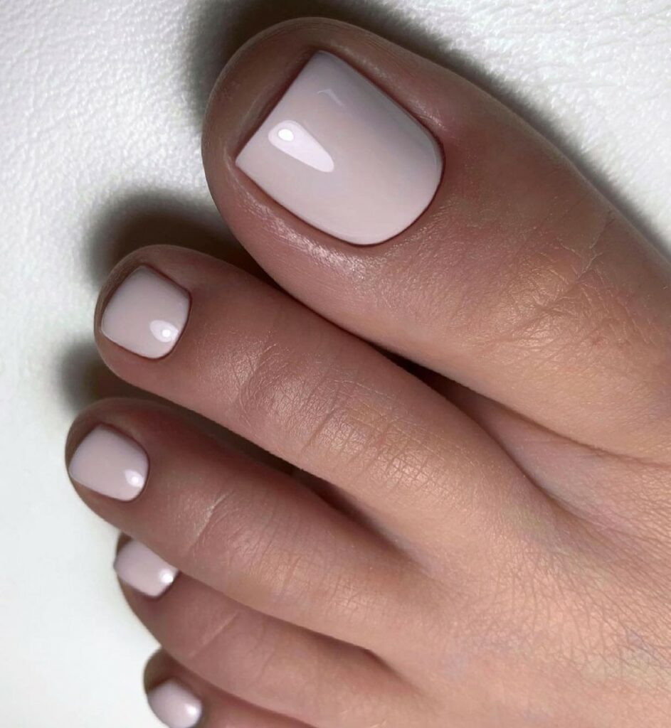 30 Winter Pedicure Color Ideas to Try in 2024 21 A Long-Lasting Shine