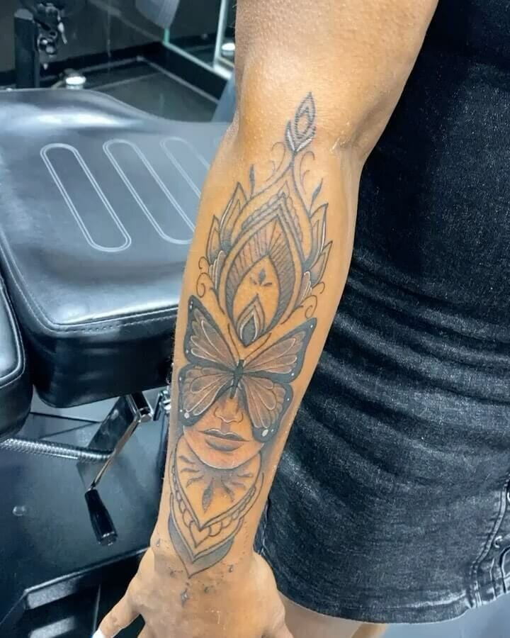 11+ Butterfly Half-Sleeve Tattoo Ideas That Will Blow Your Mind! 13 Butterfly Face Sleeve Tattoo