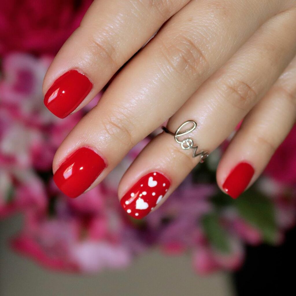 18 Latest Heart Shape Nail Designs To Try For Valentine's Day 2024! 23