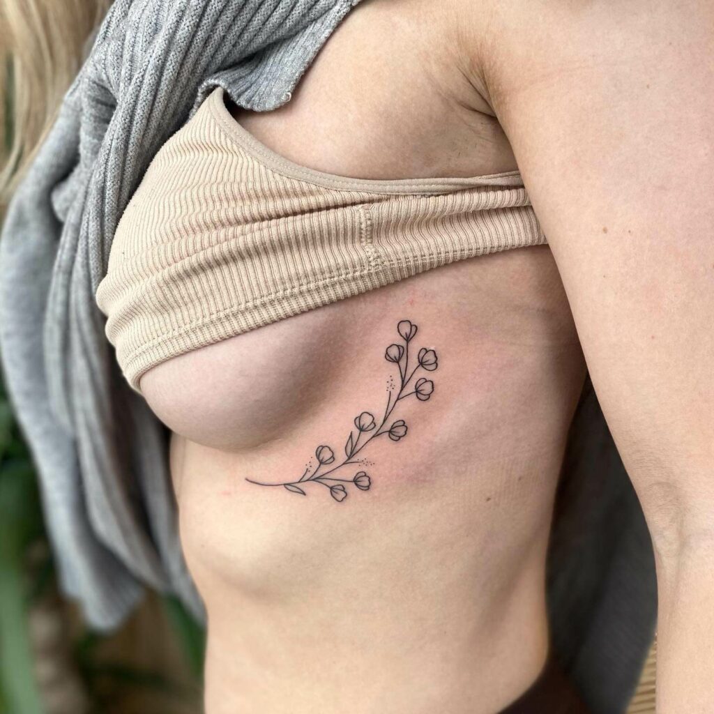 11+ Side Boob Flower Tattoo That Will Blow Your Mind! 13 Simple And Soft Flower Side Boob Tattoos
