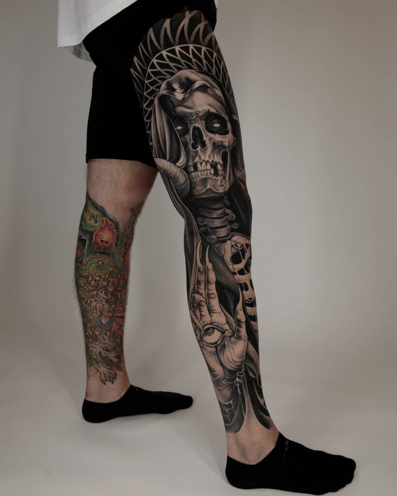 14+ Leg Sleeve Tattoo Women Ideas That Will Blow Your Mind! 18 Leg Sleeve Tattoo With Skull Motif