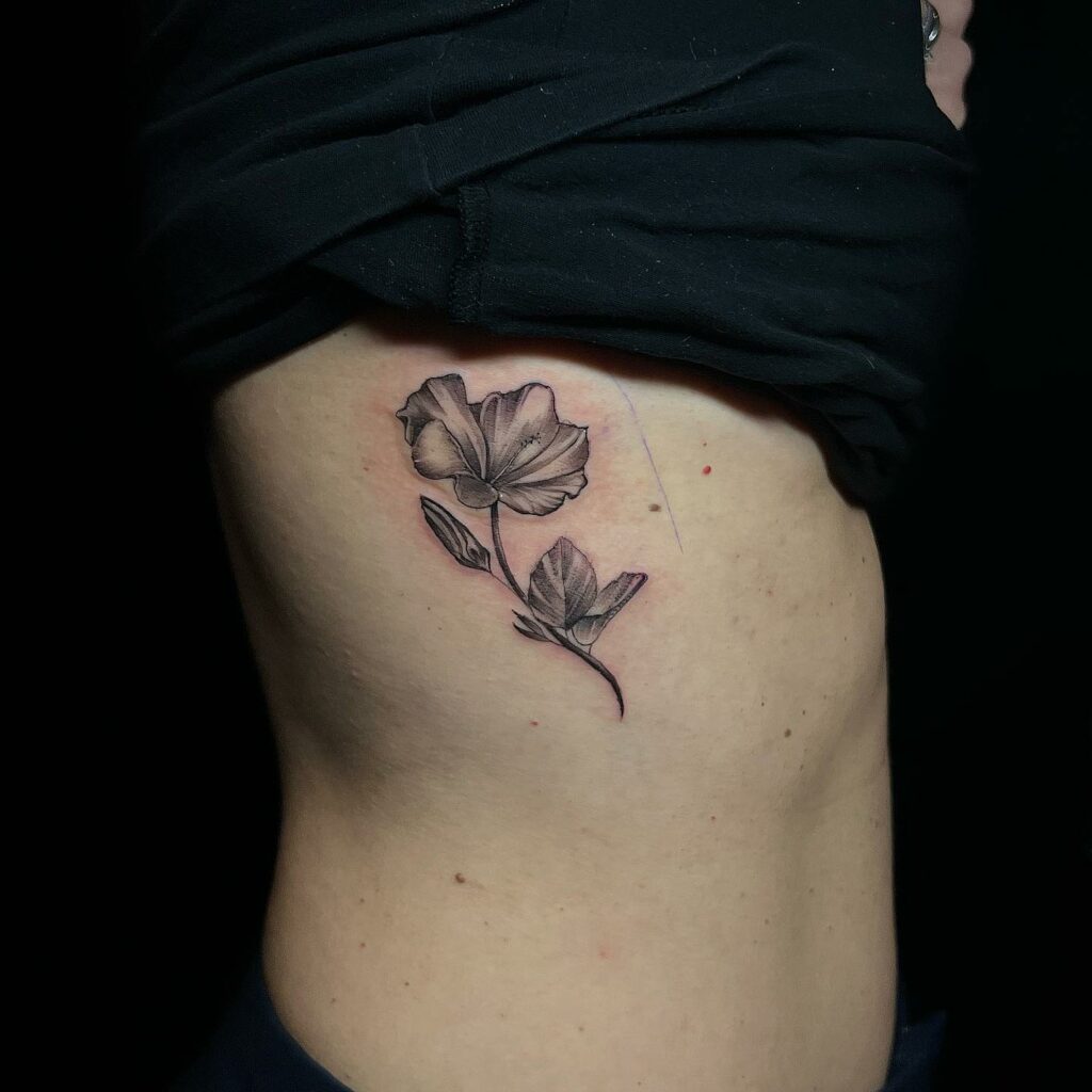 AMAZING HIBISCUS TATTOOS IDEAS ALONG WITH THEIR MEANINGS - UPDATED FOR 2024 22 Small Hibiscus Tattoos