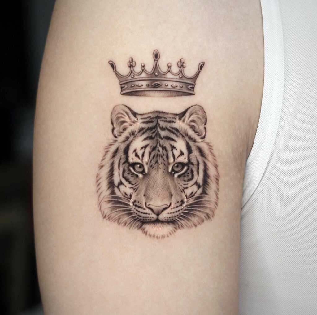 10+ Women's Feminine Tiger Tattoo Ideas That Will Blow Your Mind! 20 Crown X Small Tiger Tattoo