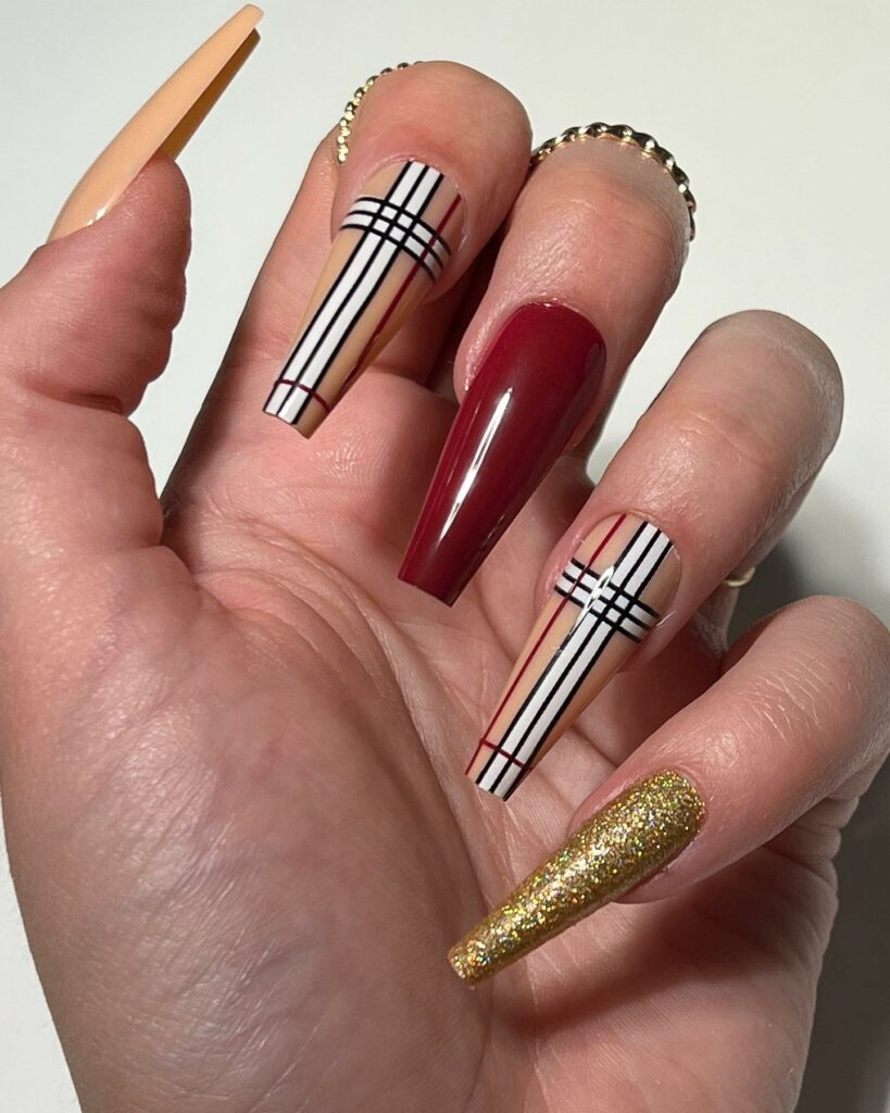 29 LATEST PLAID NAIL DESIGNS TO TRY IN 2024! 32 Plaid Coffin Nails With Glitters