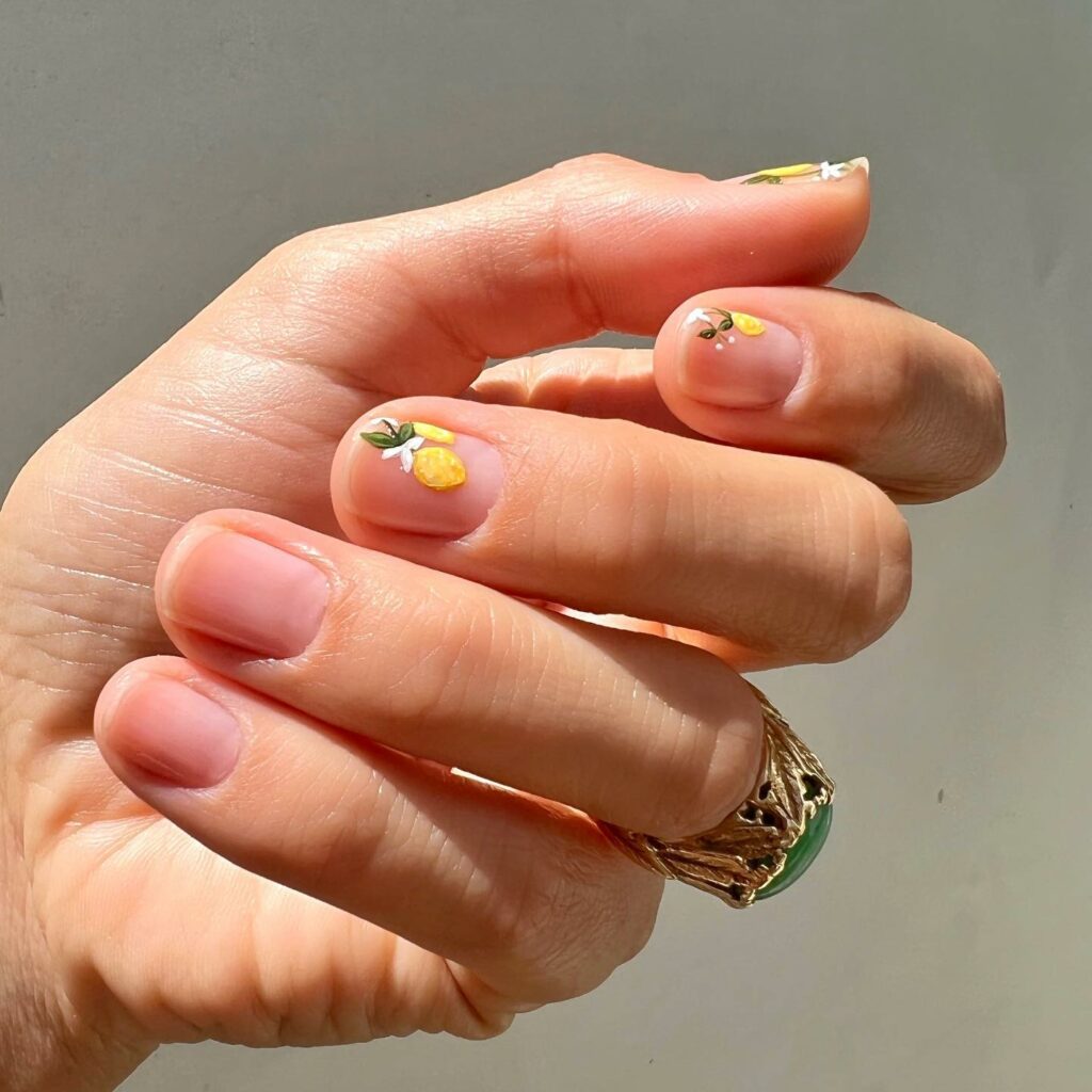 Minimalist Lemon Nails