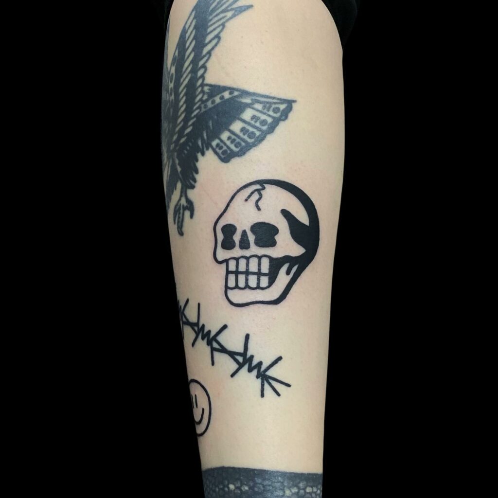 10+ Skull Tattoo Easy Ideas That Will Blow Your Mind! 14 Fun Traditional Small Skull Tattoos For You