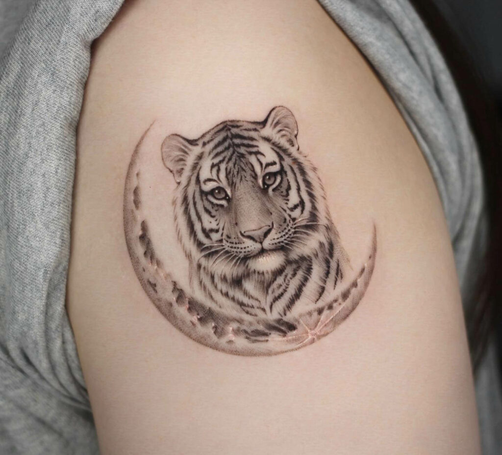 10+ Women's Feminine Tiger Tattoo Ideas That Will Blow Your Mind! 13 Moon X Tiger Gorgeous Body Art
