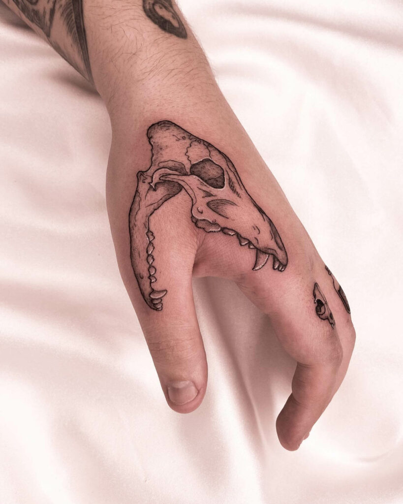 10+ Skull Tattoo Easy Ideas That Will Blow Your Mind! 15 Simple Animal Skull on Hand Tattoo