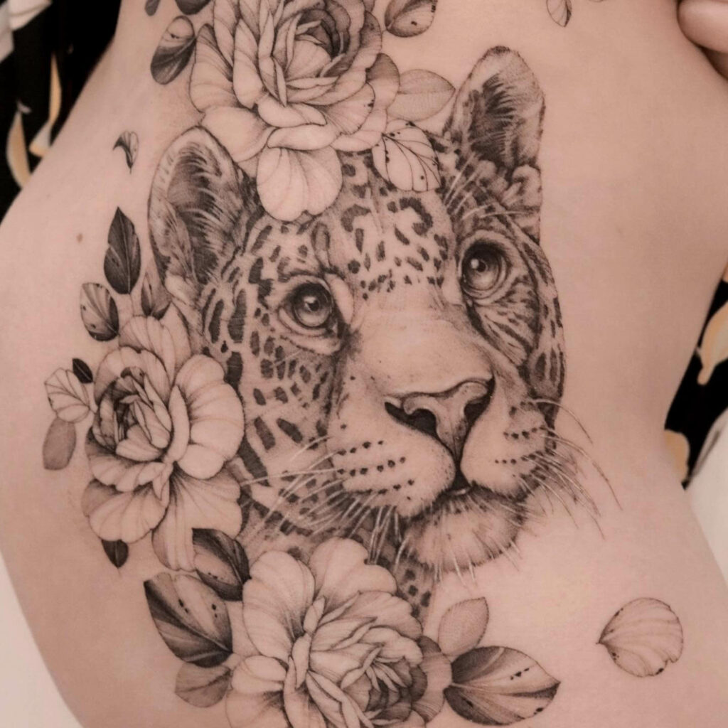 10+ Women's Feminine Tiger Tattoo Ideas That Will Blow Your Mind! 14 Elegant Tiger With Flowers Tattoo