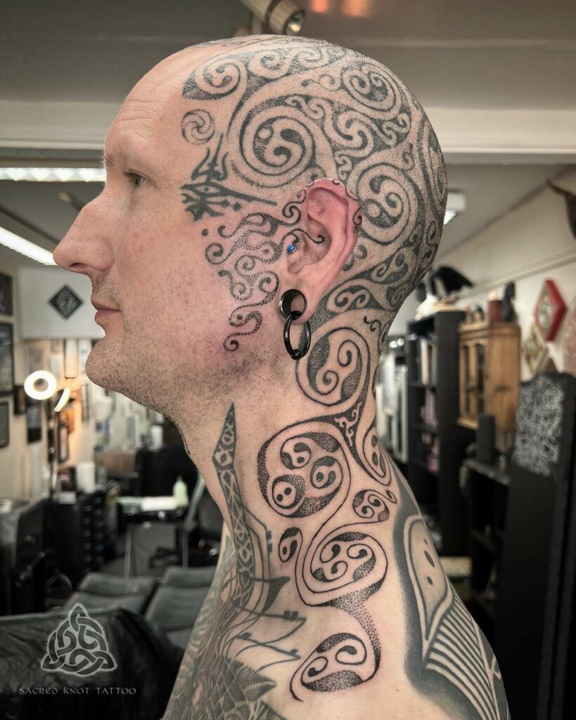 10+ Bald Head Tattoo Ideas That Will Blow Your Mind! 15 Celtic Designs Tattoo All Over The Head