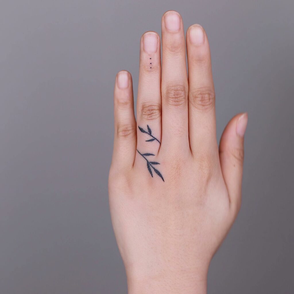 24 Latest Finger Tattoo Ideas To Try In 2024 22 Small Finger Tattoo Ideas