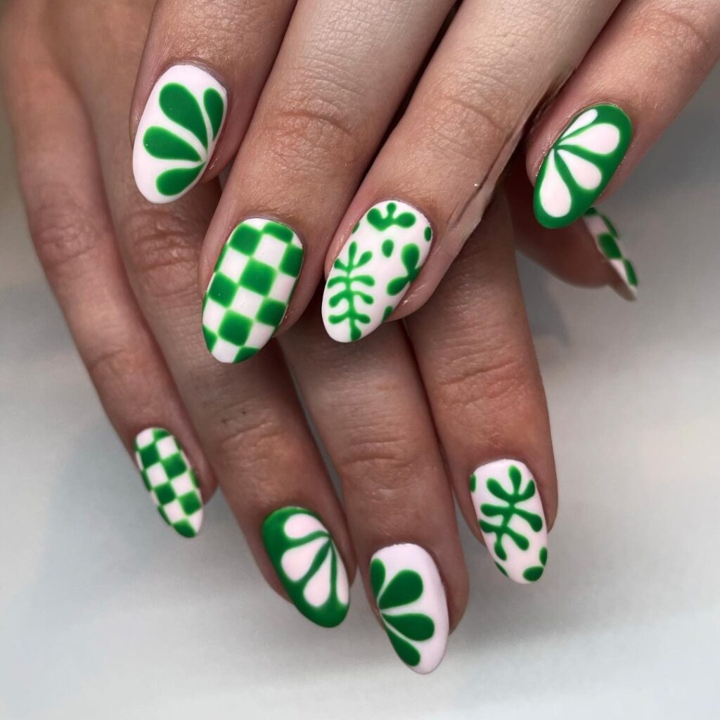 35 Latest St Patrick's Day Nail Designs To Try In 2024! 39 Geometric St. Patrick's Day Nail