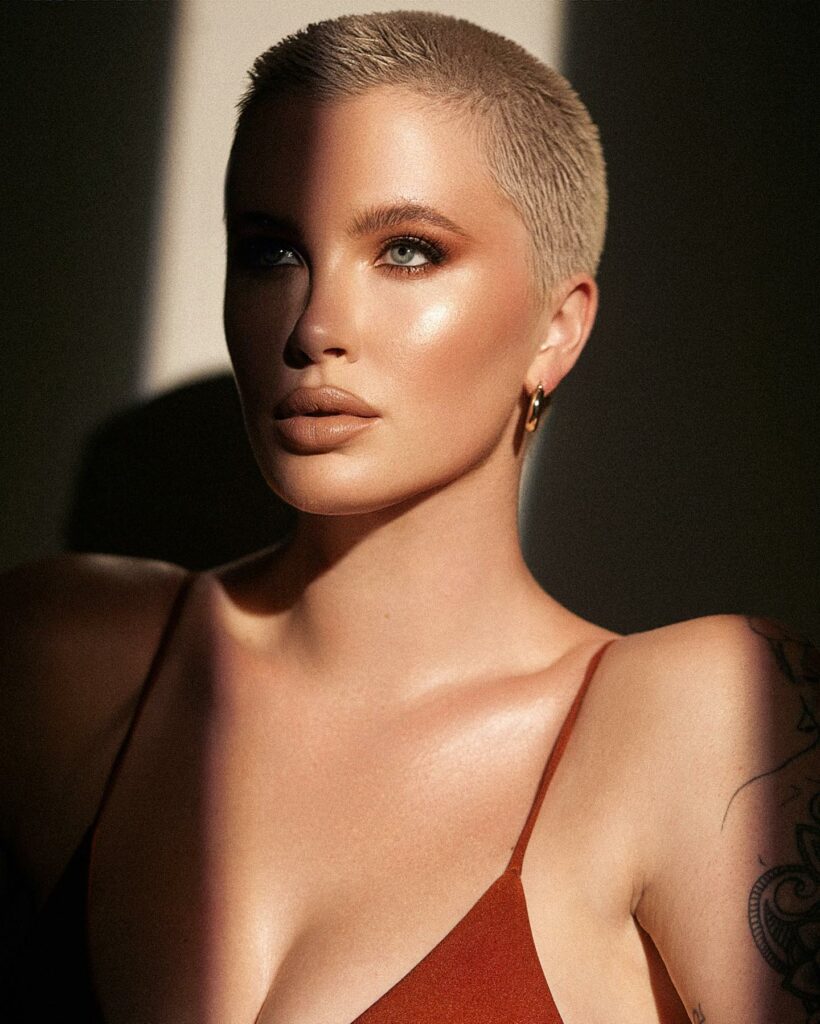 35 Short-Sided Shaved Female Hairstyles to Flaunt Your Boldness in 2024 34 Buzz Cut